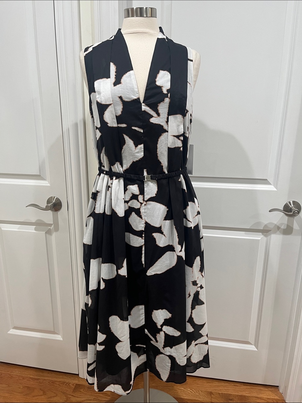 New! DKNY Floral Midi Dress Cotton Neutral Size 12 NWT